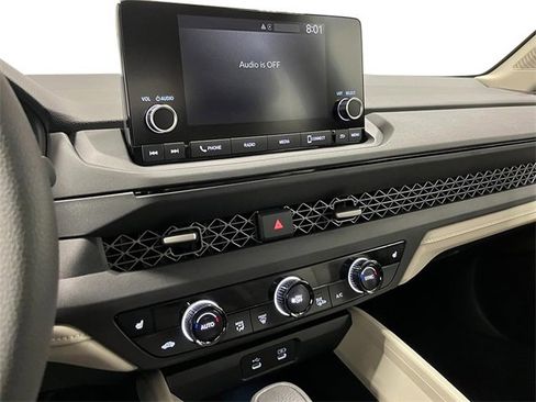 New 2025 Honda Accord SE image 19