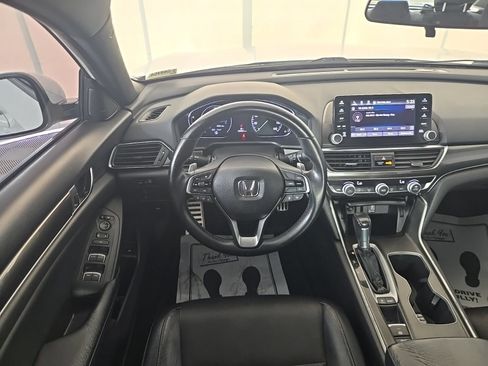 Used 2018 Honda Accord Sport image 11