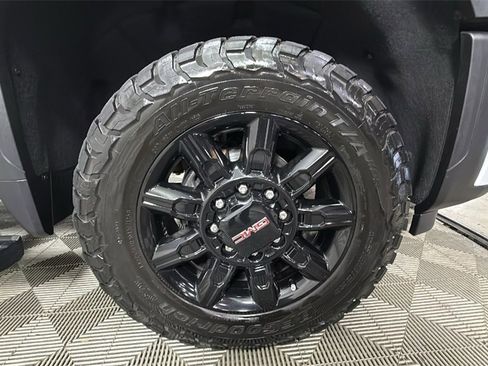 Used 2024 GMC Sierra 2500 AT4 w/ AT4 Premium Plus Package image 47