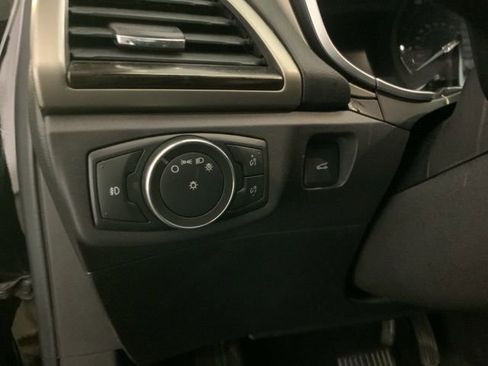 Used 2016 Ford Fusion SE w/ Equipment Group 202A FWD image 34