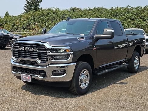 New 2026 RAM 2500 Tradesman AWD/4WD image 3