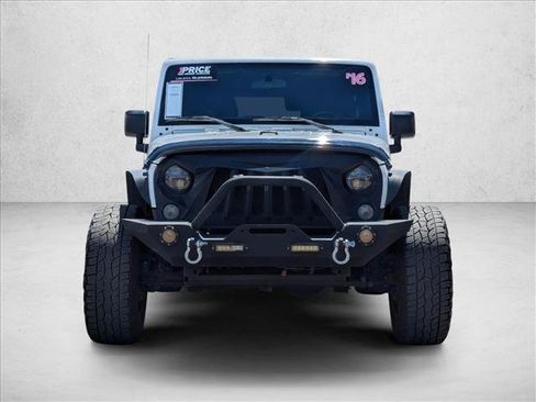Used 2016 Jeep Wrangler Unlimited Sport w/ Max Tow Package AWD/4WD image 2
