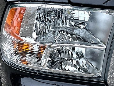 Used 2019 RAM 1500 Tradesman w/ Chrome Plus Package AWD/4WD image 28