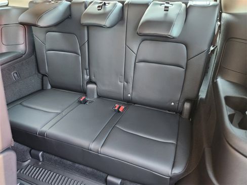 New 2025 Nissan Pathfinder SL image 22