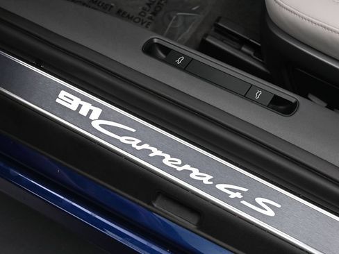 Certified 2022 Porsche 911 Carrera 4S AWD/4WD image 26