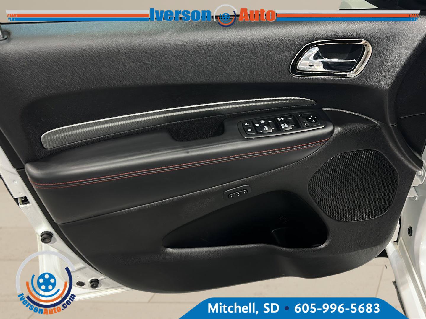 Used 2018 Dodge Durango R/T w/ Blacktop Package AWD/4WD image 13