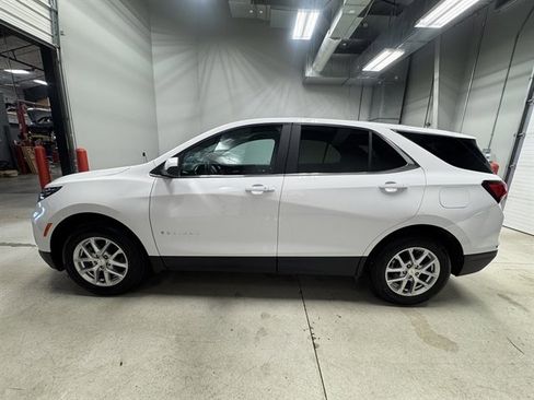 Used 2024 Chevrolet Equinox LT image 4