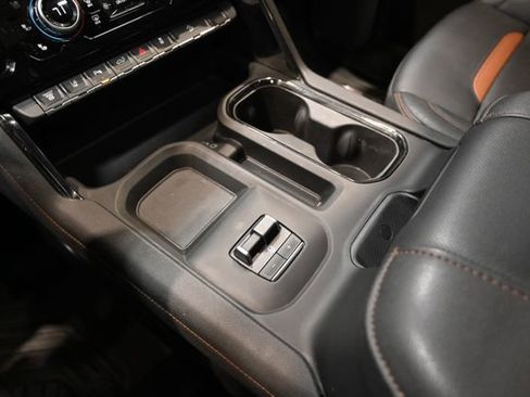 Used 2024 GMC Sierra 2500 AT4 w/ AT4 Premium Plus Package AWD/4WD image 23