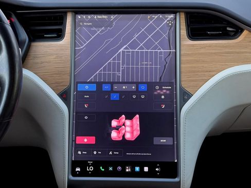 Used 2018 Tesla Model X 100D AWD/4WD image 16