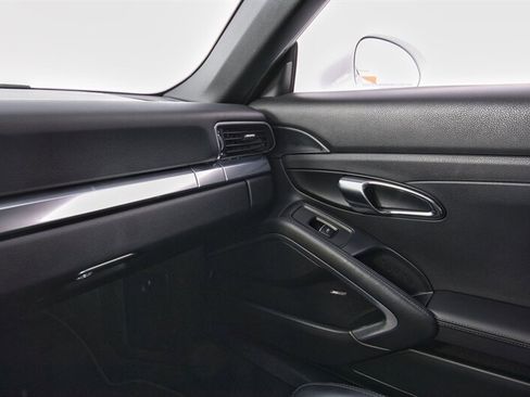 Used 2014 Porsche 911 Carrera 4S image 25