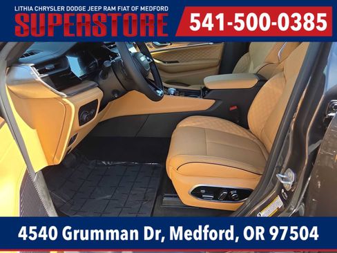 New 2026 Jeep Grand Cherokee Summit AWD/4WD image 19