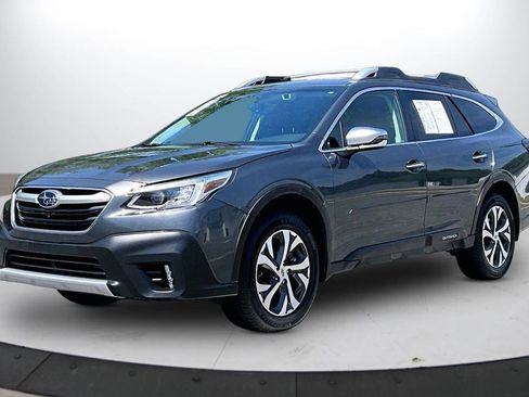 Used 2020 Subaru Outback Touring XT AWD/4WD image 4