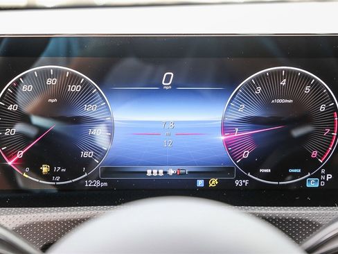 New 2025 Mercedes-Benz CLA 250 4MATIC image 29