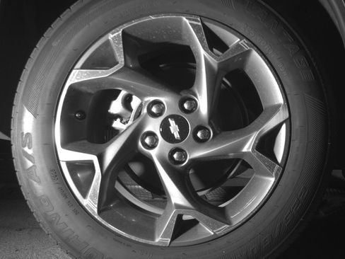 Used 2025 Chevrolet Trax LT FWD image 15