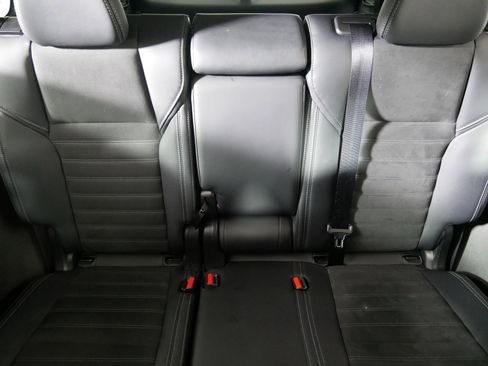 Used 2024 Mitsubishi Outlander SE image 13