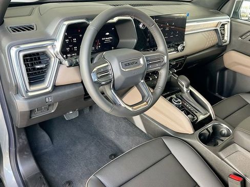 New 2026 GMC Canyon Denali image 6