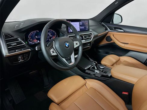 Used 2023 BMW X3 xDrive30i w/ Premium Package image 9