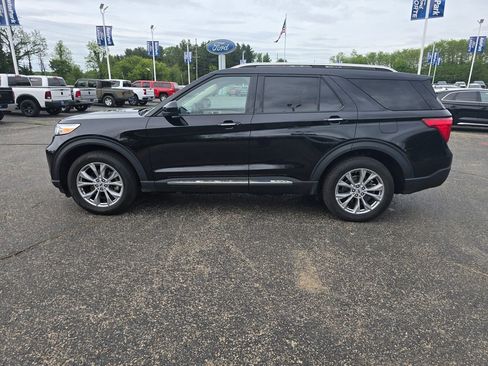 Certified 2023 Ford Explorer Limited AWD/4WD image 4