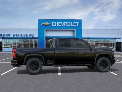 New 2026 Chevrolet Silverado 2500 ZR2 AWD/4WD image 5