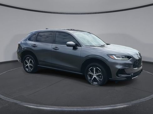 Used 2024 Honda HR-V EX-L image 2