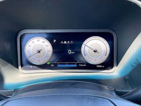 Used 2023 Hyundai Kona SE FWD image 20