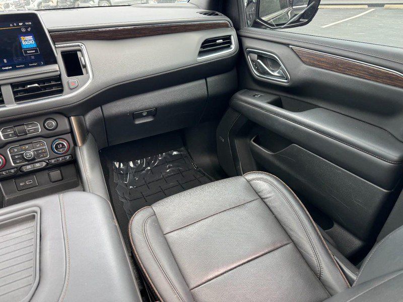 Used 2022 Chevrolet Tahoe High Country w/ Premium Package AWD/4WD image 15