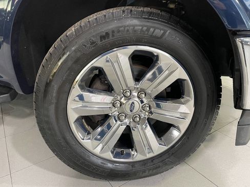 Used 2019 Ford F150 Lariat w/ Equipment Group 502A Luxury image 10