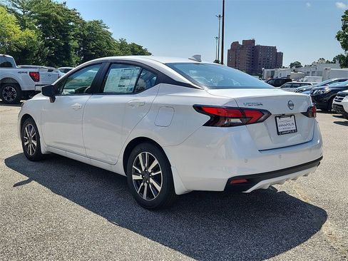 New 2025 Nissan Versa SV w/ Trunk Package image 3