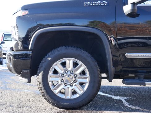Certified 2025 Chevrolet Silverado 2500 High Country w/ High Country Premium Package image 13