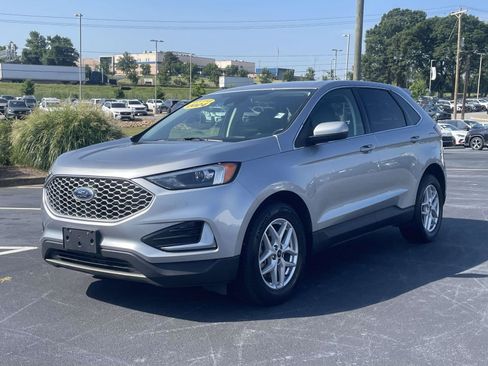 Used 2024 Ford Edge SEL AWD/4WD image 3