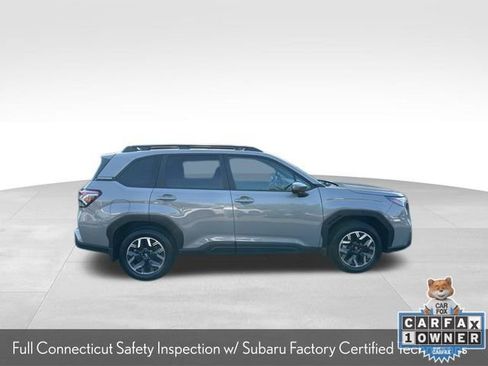 Certified 2025 Subaru Forester Premium AWD/4WD image 9