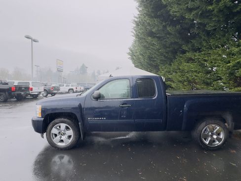 Used 2011 Chevrolet Silverado 1500 LT w/ All-Star Edition image 7