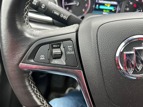 Used 2018 Buick Encore Preferred image 22