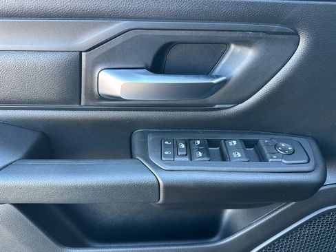 New 2026 RAM 1500 Express AWD/4WD image 10