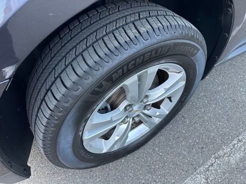 Used 2015 Chevrolet Equinox LT AWD/4WD image 19