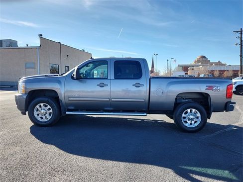 Used 2012 Chevrolet Silverado 2500 LT w/ Z71 Appearance Package image 6