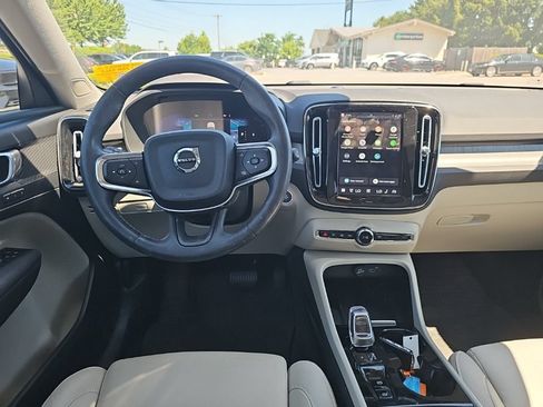 Used 2023 Volvo XC40 B5 Plus w/ Protection Package Premier AWD/4WD image 2