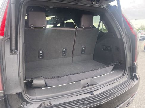 Used 2023 Cadillac Escalade Sport Platinum w/ Heavy-Duty Trailer Package AWD/4WD image 6