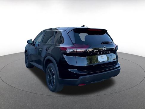 Used 2025 Nissan Rogue SV FWD image 11