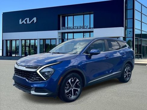 Certified 2023 Kia Sportage EX FWD image 3