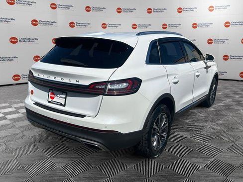 Used 2023 Lincoln Nautilus AWD w/ Premium Package image 5