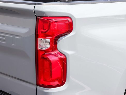Used 2024 Chevrolet Silverado 1500 RST AWD/4WD image 8
