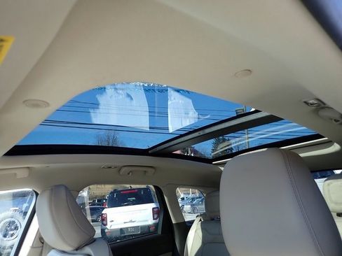 Used 2023 Lincoln Corsair Grand Touring w/ Equipment Group 301A image 23