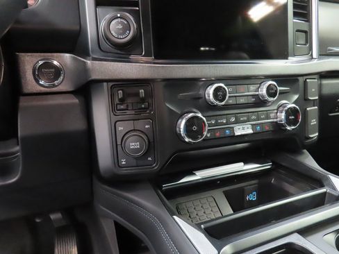 Used 2025 Ford F250 Platinum image 66