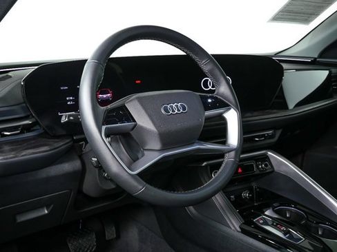 Certified 2025 Audi Q5 Premium Plus w/ Premium Plus image 4