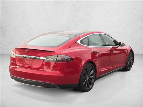Used 2013 Tesla Model S Performance RWD image 5