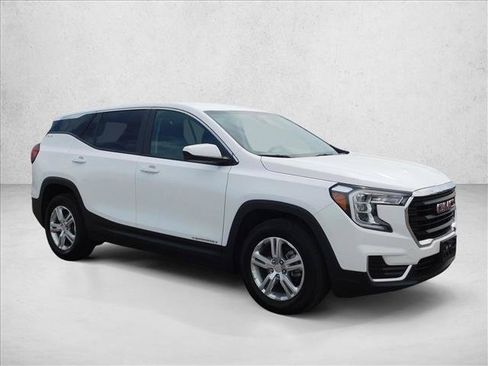 Used 2024 GMC Terrain SLE FWD image 6