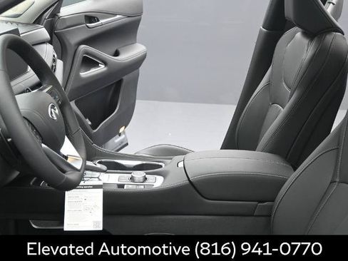 Certified 2026 INFINITI QX60 Luxe w/ Cargo Package AWD/4WD image 18