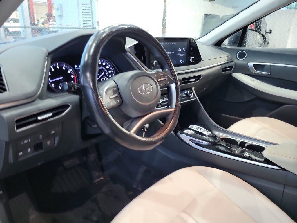Used 2023 Hyundai Sonata SE FWD image 17