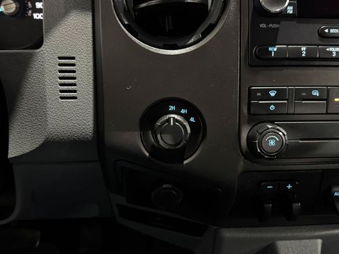 Used 2016 Ford F450 XL w/ Power Equipment Group AWD/4WD image 22
